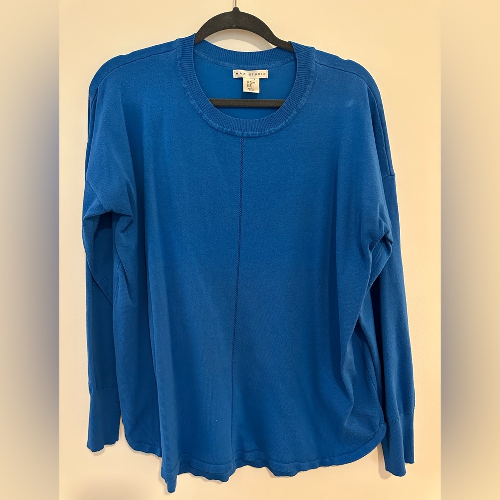 *EUC* Max Studio Blue Classic Knit Pullover